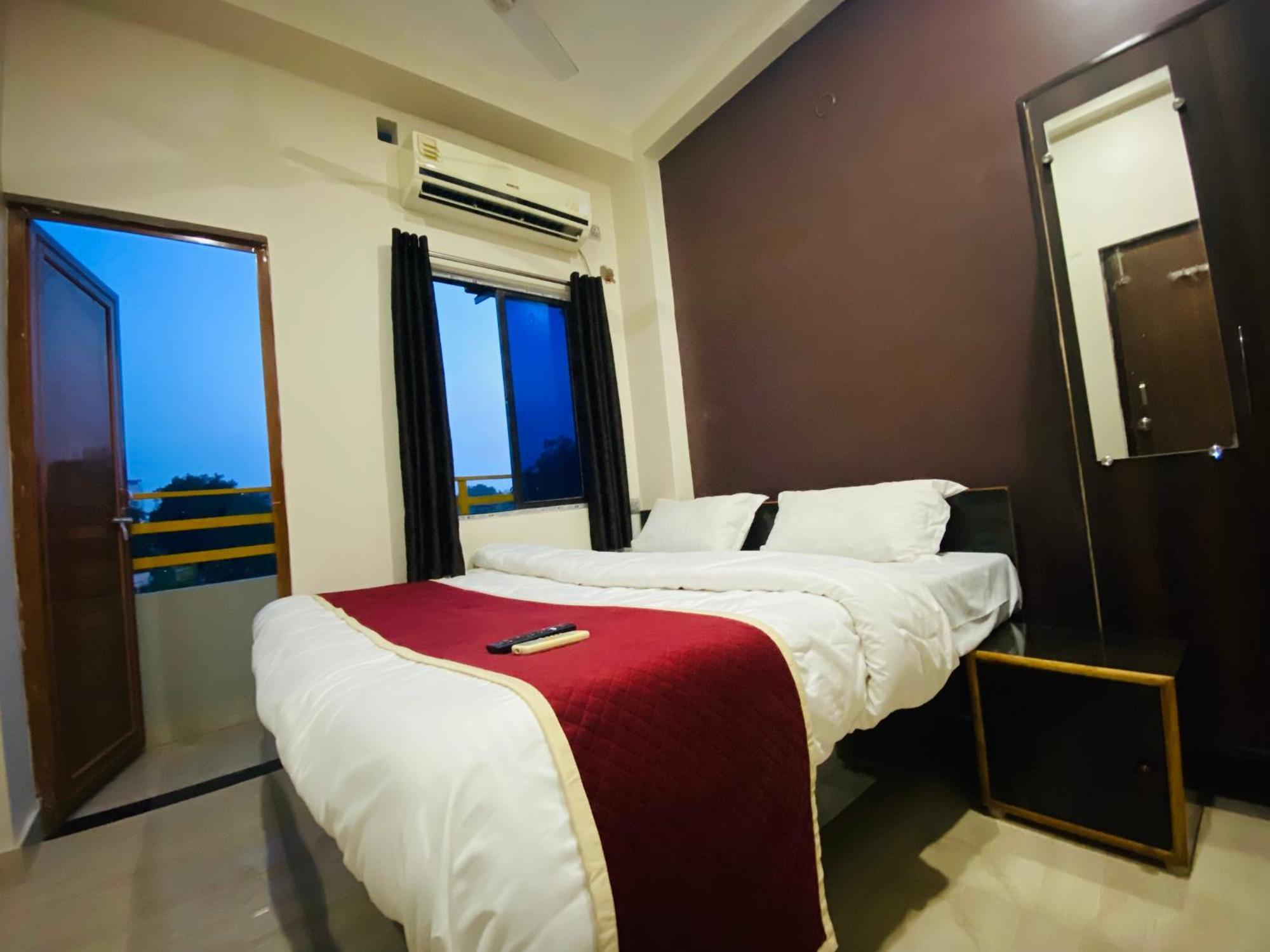 Shri Hari Kunj P Guest House - Varanasi — Photos 1